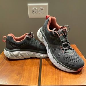 Women’s Hoka Gaviota 2 Size 8